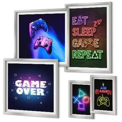 Bilderset fürs Sofa mit Neon-Computerspielmotiven