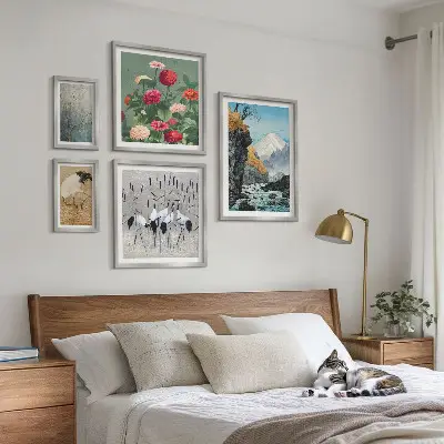 Wandbilder-Set mit Naturlandschaften und Blumenmotiven