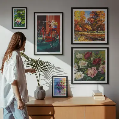 Bilderset für das Sofa mit Blumen in der Frühlingslandschaft