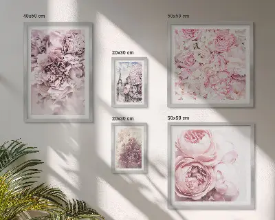 Modernes Wandbilder-Set mit Vintage-Blumenarrangements