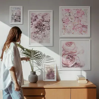 Modernes Wandbilder-Set mit Vintage-Blumenarrangements