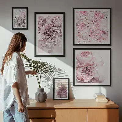 Modernes Wandbilder-Set mit Vintage-Blumenarrangements