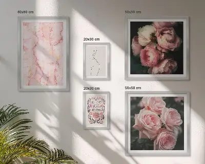 Modernes Wandbilder-Set mit rosa Blumen im Boho-Stil