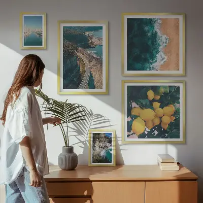 Modernes Wandbilder-Set mit Strandlandschaften und Zitrusfrüchten