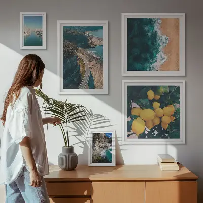 Modernes Wandbilder-Set mit Strandlandschaften und Zitrusfrüchten