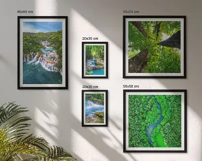 Bildergalerie-Set für die Wand mit Motiven von Wasserfällen und grünen Landschaften