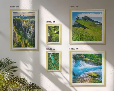 Wandbilder-Set mit Motiven von Landschaften wie Bergen, Flüssen und Wäldern