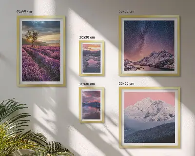 Bilderset für das Sofa mit Naturlandschaften und Lavendelbergen