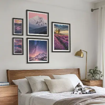 Bilderset für das Sofa mit Naturlandschaften und Lavendelbergen