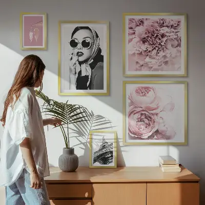 Bilderset mit Rosenblüten stilvolle Porträts für das Sofa