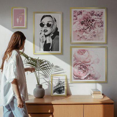 Bilderset fürs sofa Stilvolle Porträts von Rosenblüten
