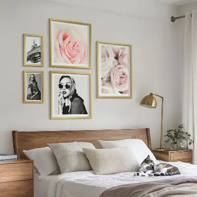Bildergalerie-Set für die Wand mit stilvollen Rosenporträts
