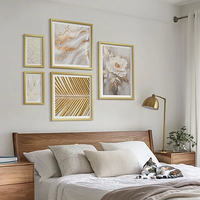 Modernes Wandbilder-Set mit stilvollen Blumenmotiven