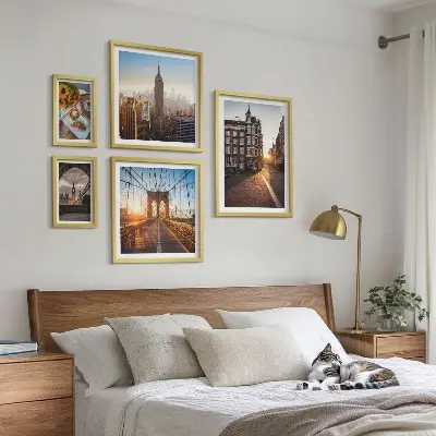 Bildergalerie-Set für die Wand mit Motiv Charmante Stadtarchitektur
