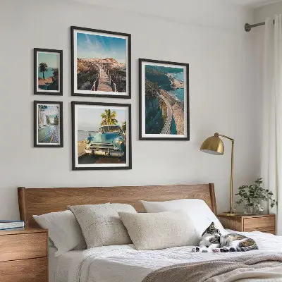 Modernes Wandbilder-Set mit Motiven aus den Bereichen Landschaften, Reisen, Autos und Natur