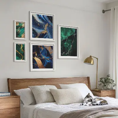Bilderset fürs Sofa elegante Abstraktionen in Grün