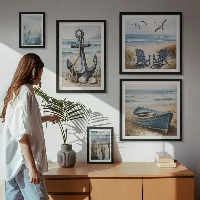 Modernes Wandbilder-Set mit maritimen Inspirationen für den Küstenstil