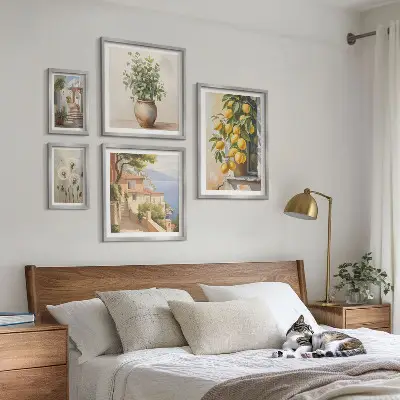 Bilderset fürs Sofa mit Zitrusakzenten im mediterranen Stil