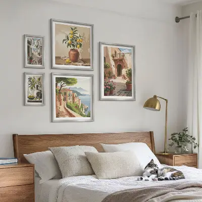 Bildergalerie-Set für die Wand im mediterranen Stil mit Straßenblumen