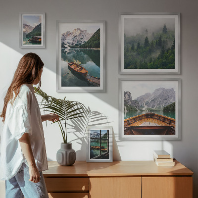 Modernes wandbilder-set Boote auf ruhigen Bergseen