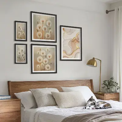 Bilderset fürs Sofa mit floralen Motiven von zarter Natur
