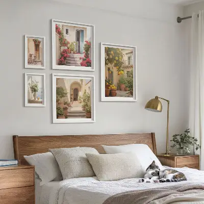 Modernes Wandbilder-Set mit Motiven von Straßen, Blumen und Zitrusfrüchten aus der Provence