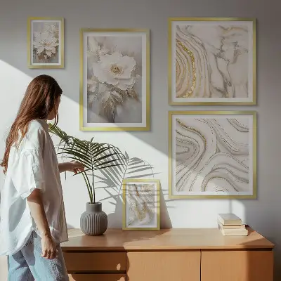 Bildergalerie-Set für die Wand mit abstrakten floralen Motiven in Eleganz
