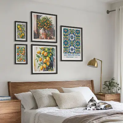 Modernes Wandbilder-Set mit italienischen Zitrusmotiven im Amalfi-Stil