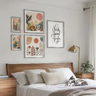 Bildergalerie-Set für die Wand mit stilvollen Pflanzendekorationen