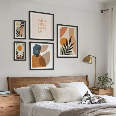 Bilderset für das Sofa abstrakte Pflanzengrafiken im stilvollen Design