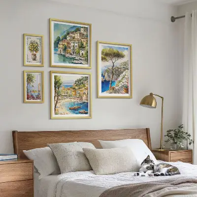 Bilderset mit Küstenstädten für das Sofa