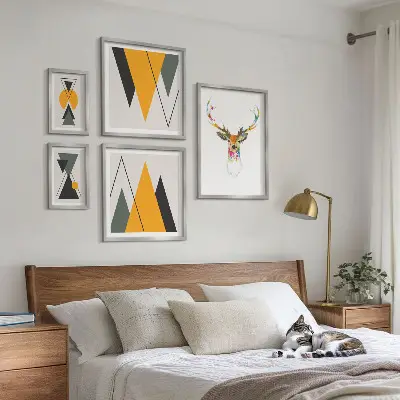 Bildergalerie-Set für die Wand mit bunten Motiven im Boho-Stil