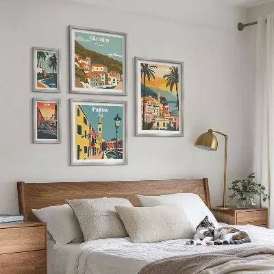 Wandbilder-Set mit europäischen Stadtlandschaften moderne Darstellung