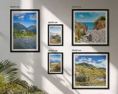 Modernes Wandbild-Set mit Landschaften von Bergen und Stränden