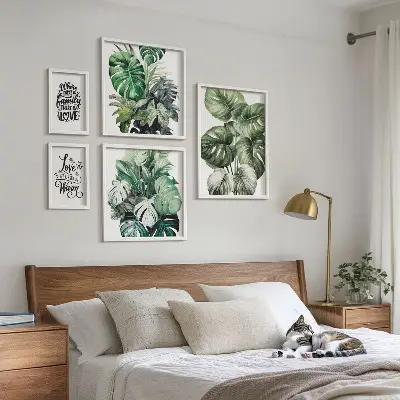 Bilderset fürs Sofa mit Boho-Zitaten und Pflanzenmotiven