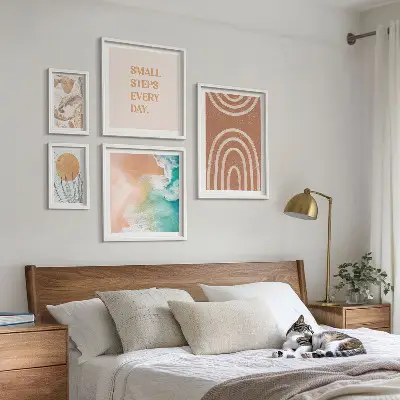 Modernes Wandbilder-Set mit stilvollen Pflanzendekorationen