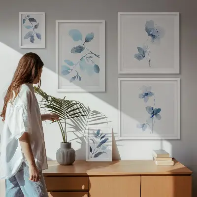 Bildergalerie-Set für die Wand mit blauen Pflanzenakzenten