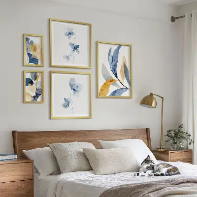 Modernes Wandbilderset mit Pflanzenmotiven in Pastellfarben