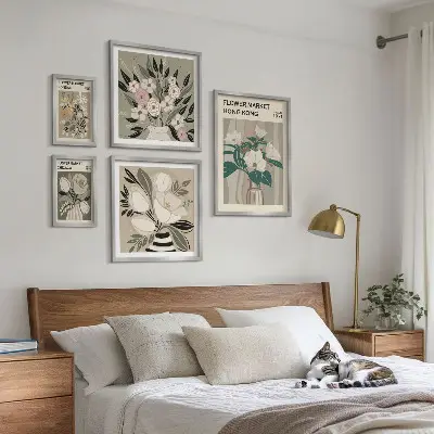 Modernes Wandbilder-Set mit Retro-Vintage Blumenmarkt-Motiv