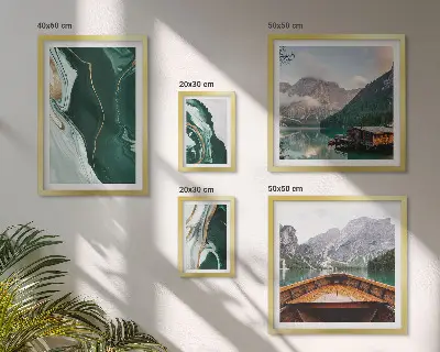 Modernes Wandbilder-Set grüne Landschaften mit Wasser und Bergen