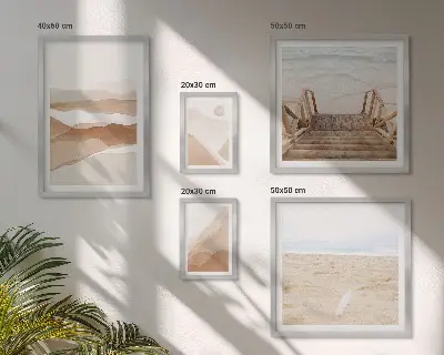 Bilderset für das Sofa mit minimalistischen Strand- und Bergmotiven