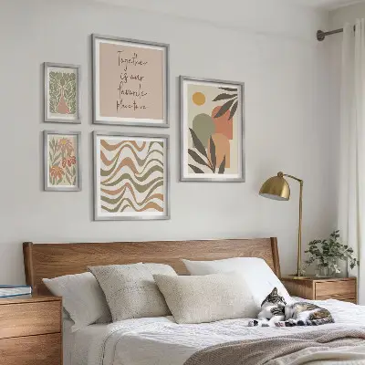 Modernes Wandbilder-Set stilvolle Pflanzendekorationen in Pastellfarben