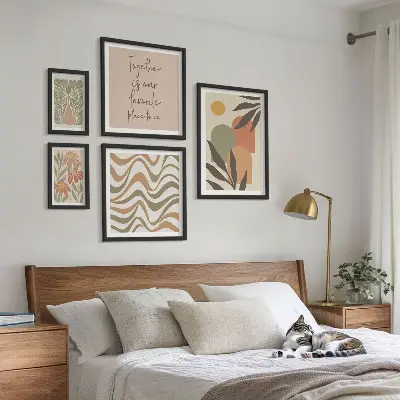 Modernes Wandbilder-Set stilvolle Pflanzendekorationen in Pastellfarben