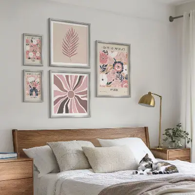 Bildergalerie-Set für die Wand mit Blumenmarkt-Motiven im Boho-Stil