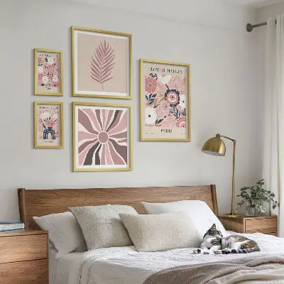 Bildergalerie-Set für die Wand mit Blumenmarkt-Motiven im Boho-Stil
