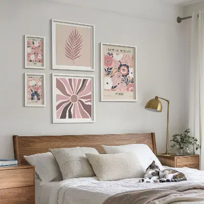 Bildergalerie-Set für die Wand mit Blumenmarkt-Motiven im Boho-Stil