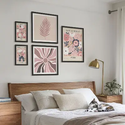 Bildergalerie-Set für die Wand mit Blumenmarkt-Motiven im Boho-Stil