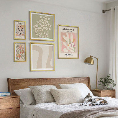 Bildergalerie-set für die wand Stilvolles Interieur mit abstrakten Blumen
