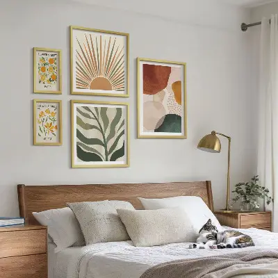 Modernes Wandbilder-Set mit stilvollen Pflanzengrafiken in Geometrie-Optik