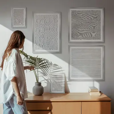 Modernes Wandbilder-Set mit Sandmuster-Strukturen und Geometrie